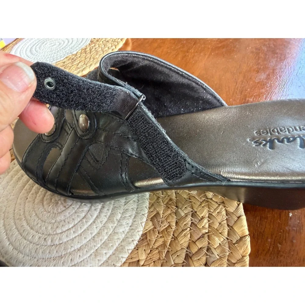 Clarks Bendables Black Leather Wedge Slide Sandals Womens 9.5‎ M comfort